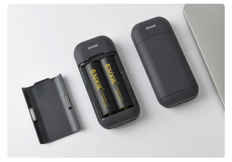 Verwijderbare 18650 21700 lithium-ion batterij oplader type C snellaadkrachtbank