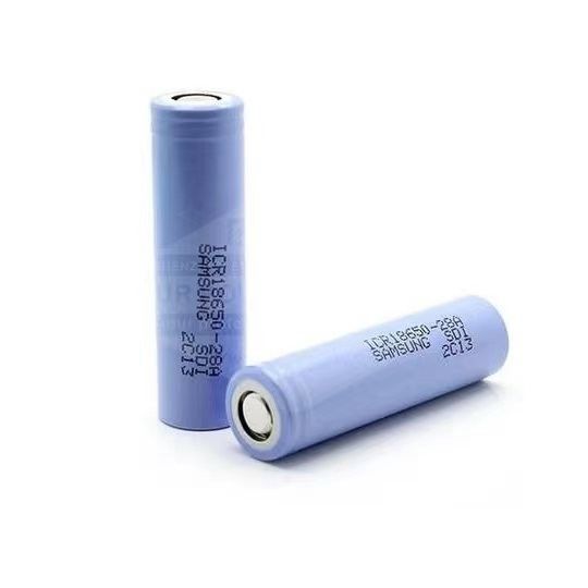 Oplaadbare 3.7 V 18650 Li-ion batterij 2800mAh Hoogvermogen Lithium-ion batterij