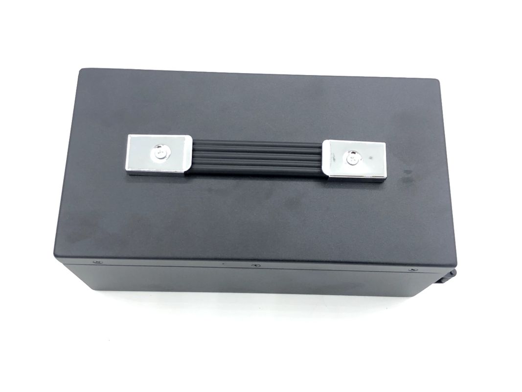 Zwarte vierkant type E fiets Lithium-ion batterij 48V 30ah Voor vierwielers